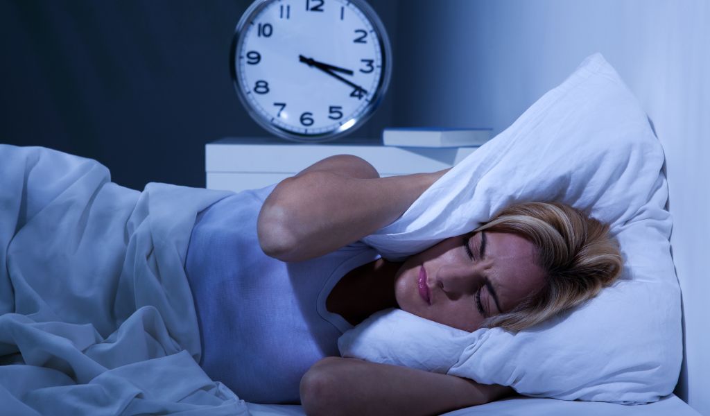 Help! I Want to Sleep but My Brain Won't Let Me: Your Ultimate Guide to Restful Nights